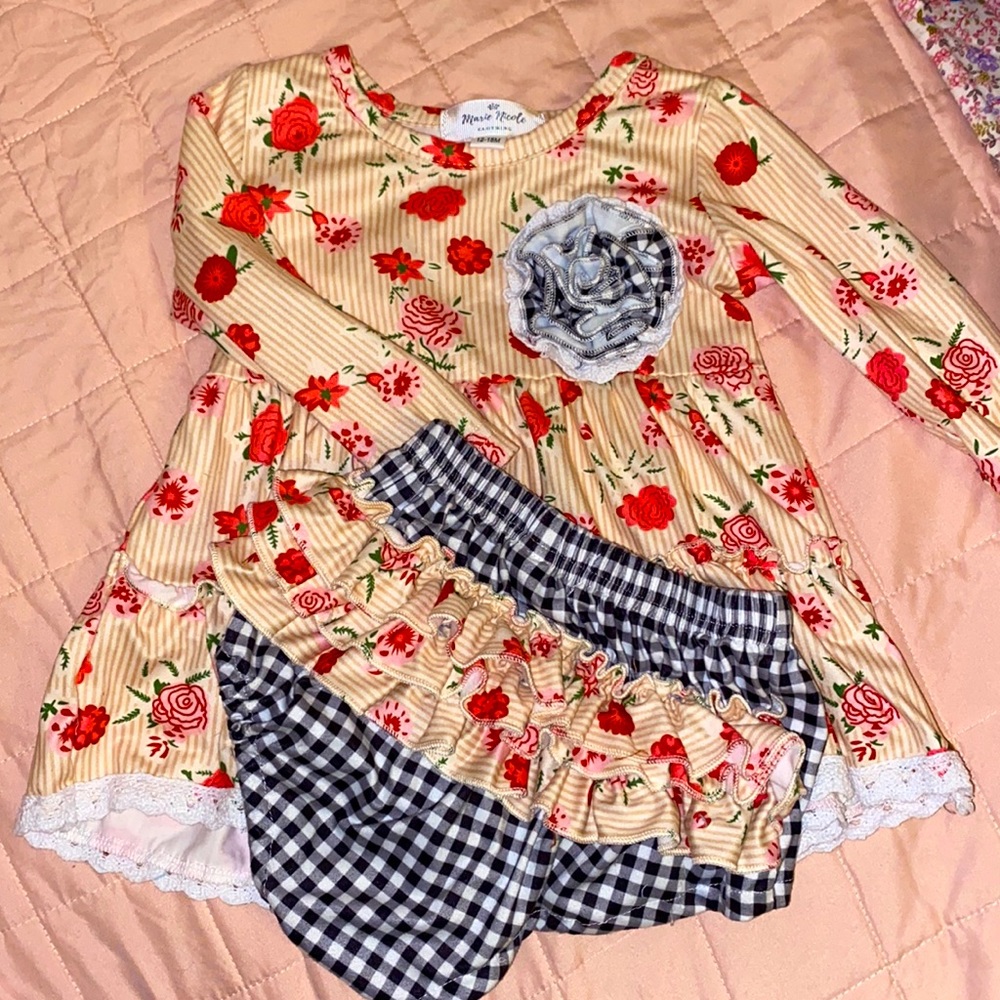 Marie Nicole set
